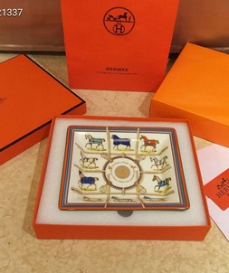 High-end copy hermes home porcelain ashtray